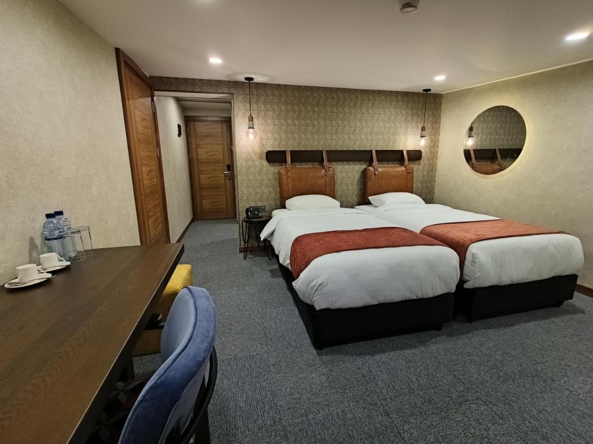 Townhouse Tbilisi Boutique Hotel Esterno foto