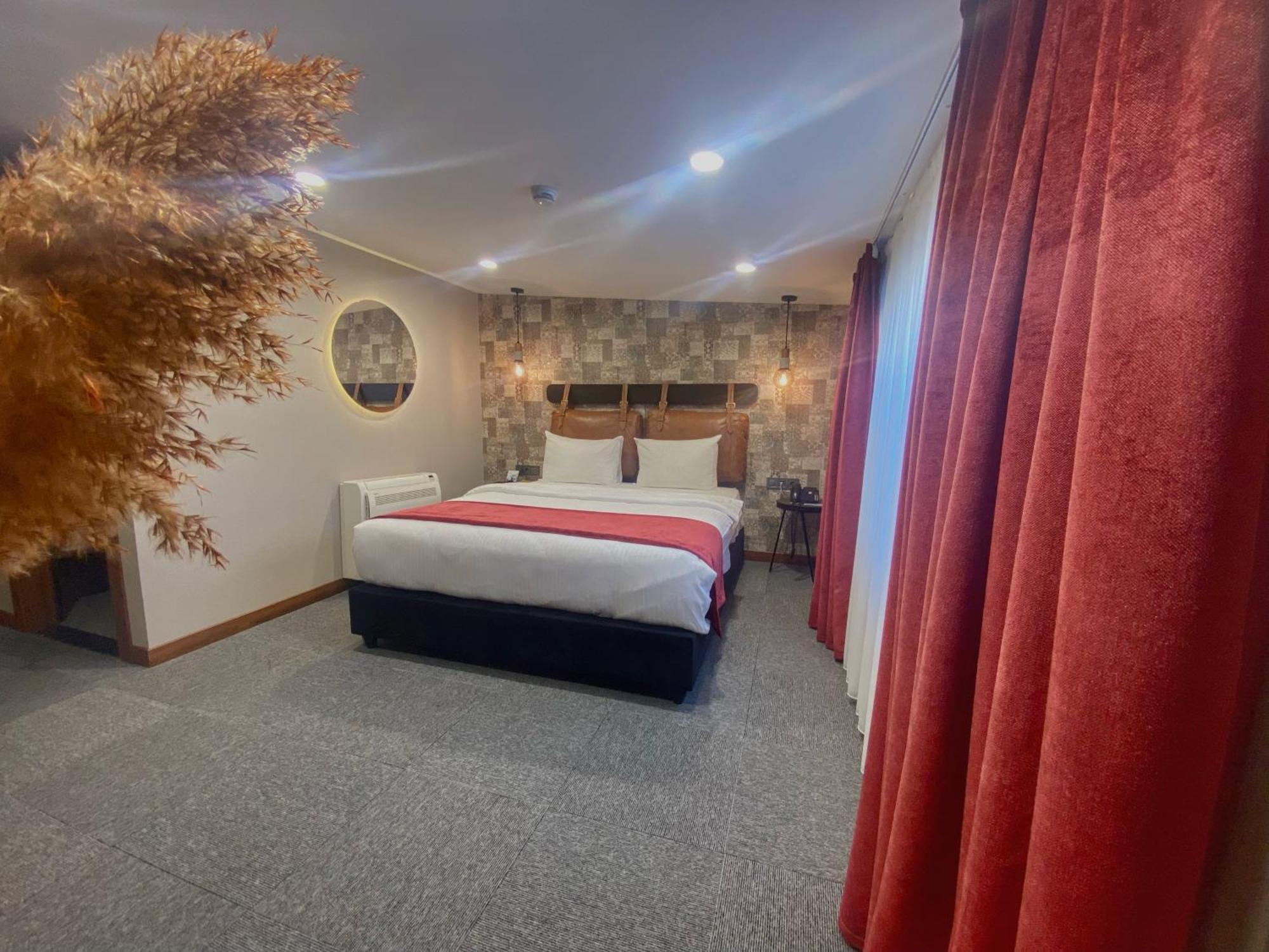Townhouse Tbilisi Boutique Hotel Esterno foto